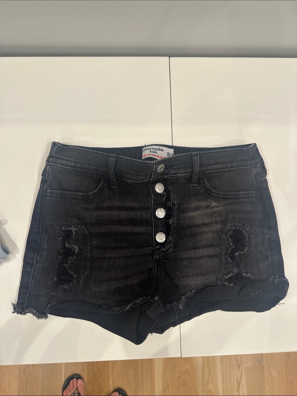 Abercrombie & Fitch Black Distressed Denim kid’s Shorts